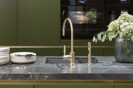 Natursteinarbeitsplatten sind nicht gegen alles gefeit! Natursteinarbeitsplatten sind nicht gegen alles gefeit!